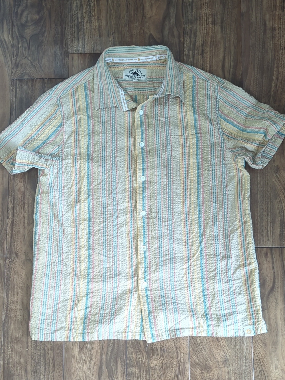 Free Planet Cotton Seer Sucker Button-Down Camp Shirt